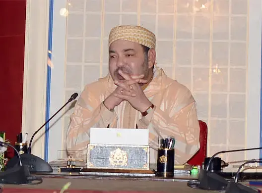 الملك يستنفر المصالح الطبية لمواجهة البرد القارس في أنفكو وأزيلال وتنغير