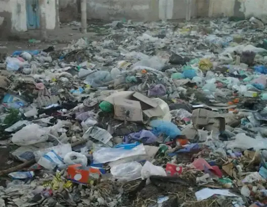 جمعية تستنكر اقتناء جماعة أقرمود شاحنة كبيرة لجمع الأزبال