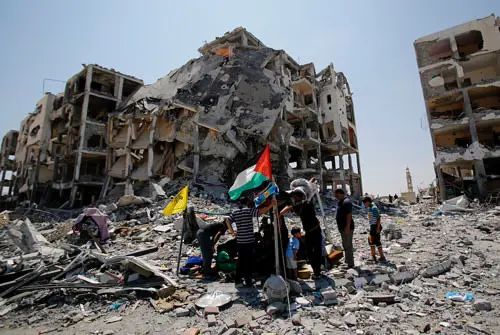 الأونروا تقدم مساعدات نقدية لـ1842 عائلة فلسطينية لإعادة إعمار منازلها