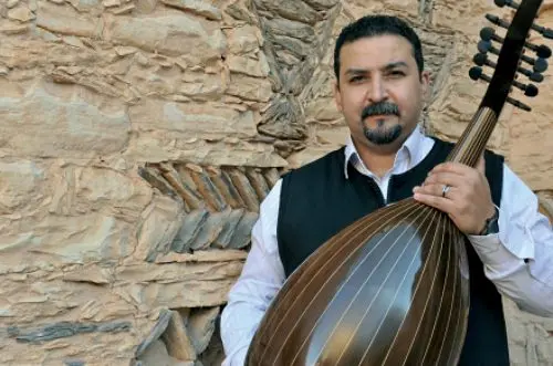 الموسيقار الملومي يحيي حفل جائزة الأركانة العالمية للشعر بالبيضاء