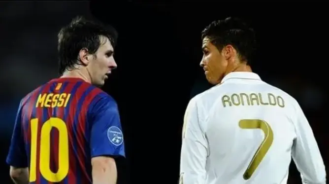 الماركا تتوج رنالدو كأفضل هداف وميسي كأفضل لاعب