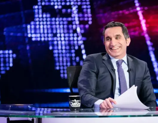 “دليل الديمقراطية” البرنامج الجديد لباسم يوسف يقدمه بالانجليزية