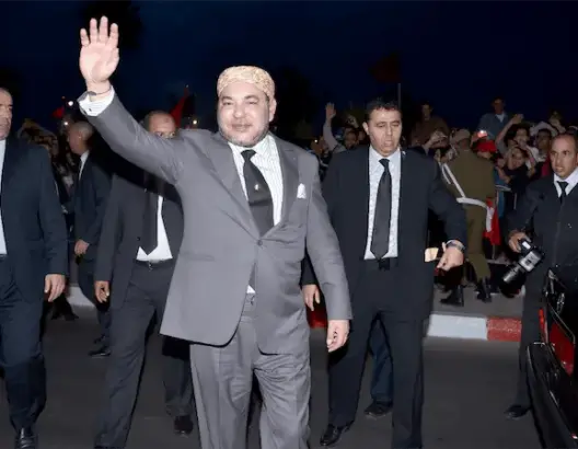 بعد العيون.. الملك يحل بمدينة الداخلة