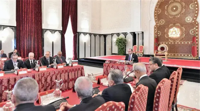 الملك يأمر التوفيق وبلمختار بمراجعة مناهج تدريس التربية الدينية
