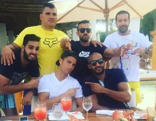 صحيفة فرنسية: زيارات رونالدو إلى المغرب غير بريئة