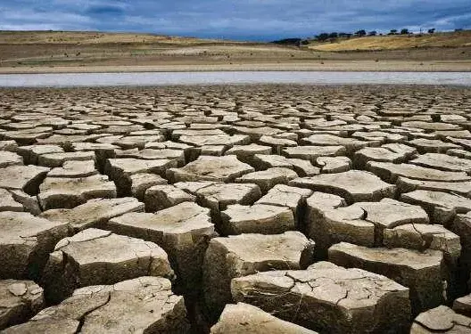 تقرير: 76% من المغاربة يرون أن التغيرات المناخية تجعل الحياة أسوأ