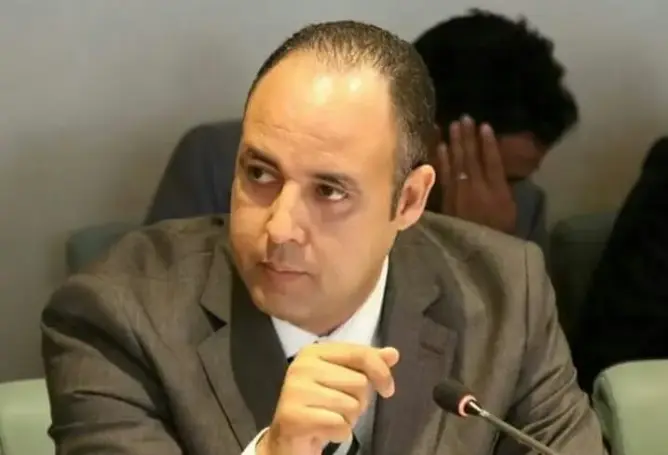 قيادي استقلالي يدعو النقابات إلى ترك الأساتذة المتدربين يقررون اختياراتهم