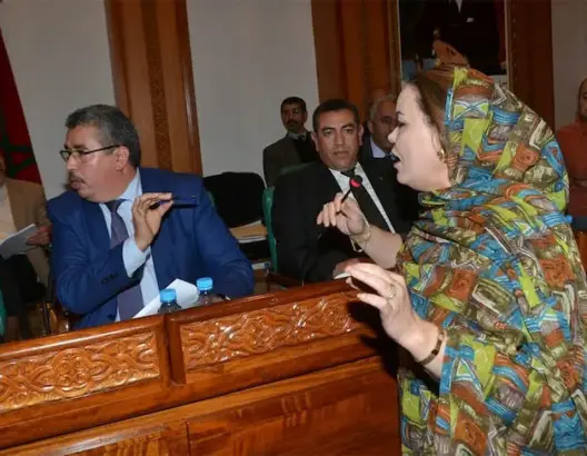 “بيجيدي” يقاضي مستشارة من “البام” ويوضح: أتراسي تشاجر مع ابنة عمه