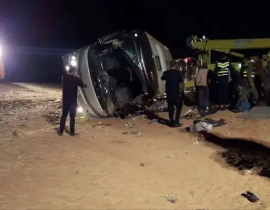 وفاة 16 معتمرا فلسطينيا بحادث سير في “المدورة”