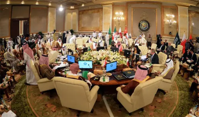 دول الخليج تصفع بوتفليقة وبان كي مون وتعتبر الحكم الذاتي أساس التفاوض