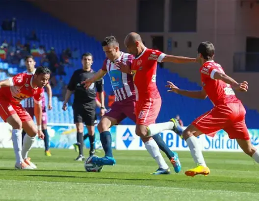 التعادل يخيم على المبارتين المؤجلتين للدورة 18 من البطولة