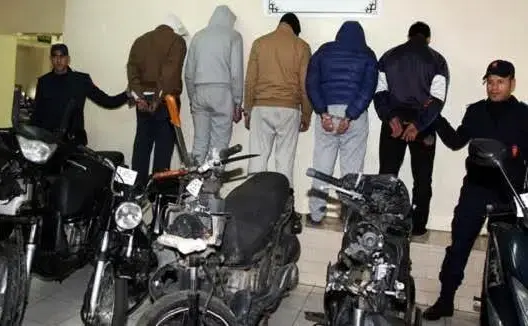 تفكيك أخطر عصابة لـ”خطف” الهواتف بالدراجات النارية بطنجة