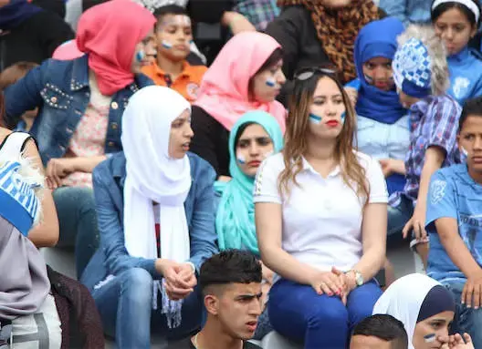 اتحاد طنجة يحتفل مع “مشجعاته” بيومهن العالمي بإهدائهن 1000 تذكرة