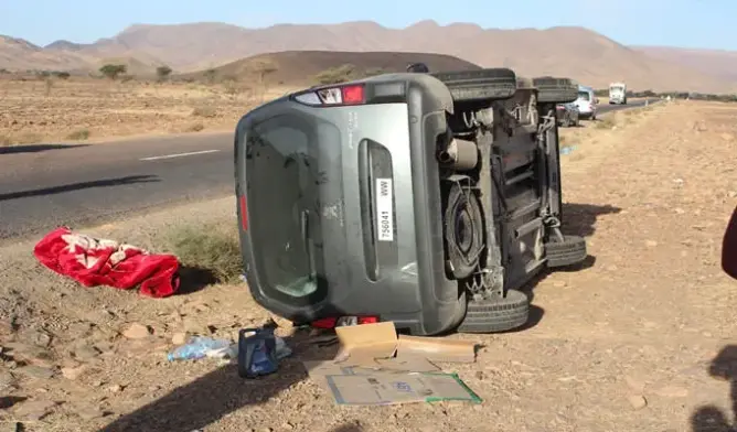 مقتل طفل وإصابة امرأة بجروح خطيرة في حادثة سير بأكدز