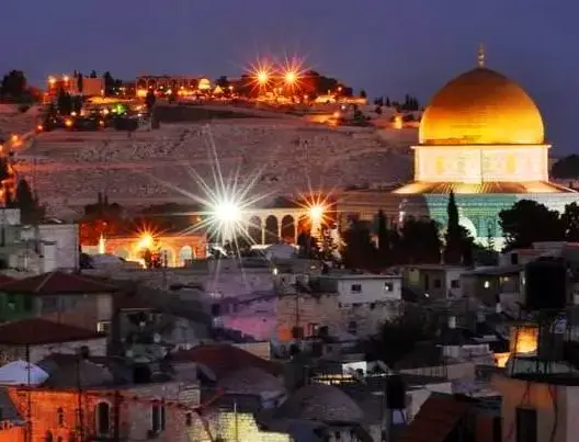 “قناديل الصمود”.. حملة لإنارة الطريق في القدس المحتلة