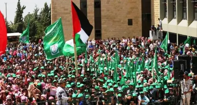 “حماس” تفوز بانتخابات جامعة “بيرزيت” وتوقعات بحملة اعتقالات