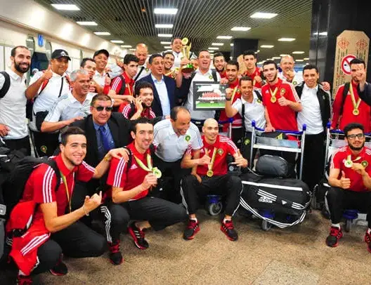 قالت الصحف: تهنئة الملك لمنتخب الكرة داخل القاعة.. هل هي غضبة ملكية ضد لقجع؟