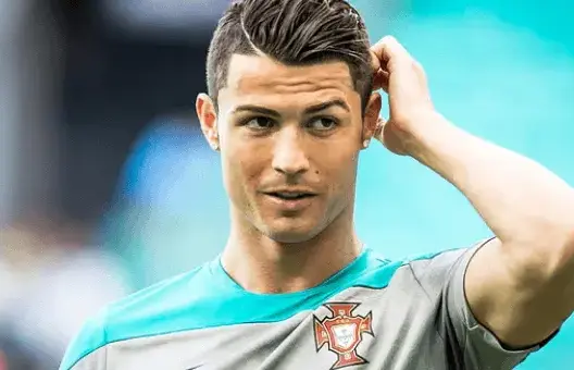 رونالدو يفتتح مشروعا فندقيا بمراكش