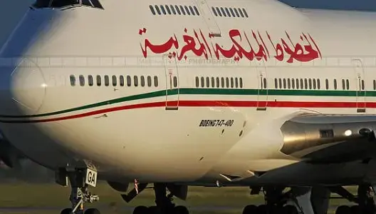 الخطوط الجوية القطرية تعتزم شراء أسهم من شركة “لارام”