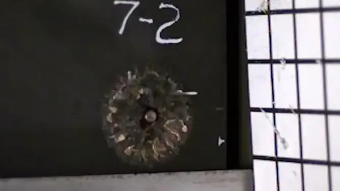 رغوة معدنية تحول طلقات الرصاص إلى غبار