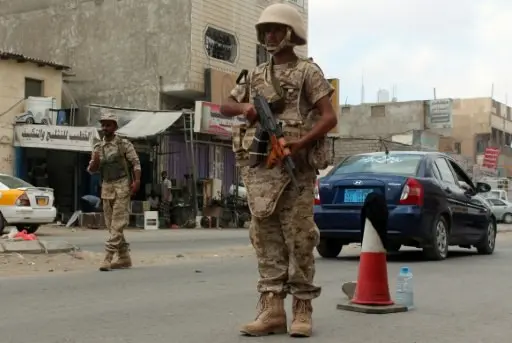 عملية واسعة ضد القاعدة في اليمن والتحالف يعلن مقتل 800 عنصر