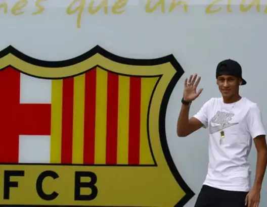 نيمار يصدم جمهور “البارصا” ويطلب راتبا خياليا للبقاء في الفريق