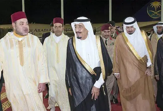 الملك يحل بالسعودية للمشاركة في أشغال القمة المغربية-الخليجية