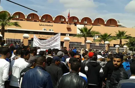 هيئة حقوقية: أحكام “مثليي بني ملال” مسيسة وتشجع على الفتنة