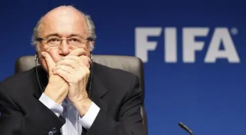 بلاتر “مستعد” للإدلاء بشهادته أمام القضاء الأمريكي
