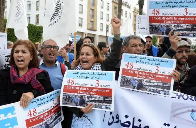 24 هيئة حقوقية تحتج أمام البرلمان ضد “التضييق” على AMDH