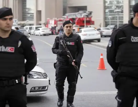 قتيل و47 جريحا في اعتداء بسيارة مفخخة بتركيا