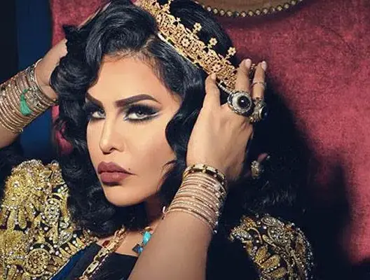 أحلام تهاجم منتقديها وتصفهم بـ”الكلاب”
