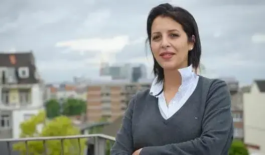 زكية الخطابي أول زعيمة مغربية لحزب بلجيكي