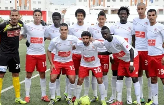 الدفاع الجديدي يتعادل مع ضيفه الفتح الرباطي بدون أهداف