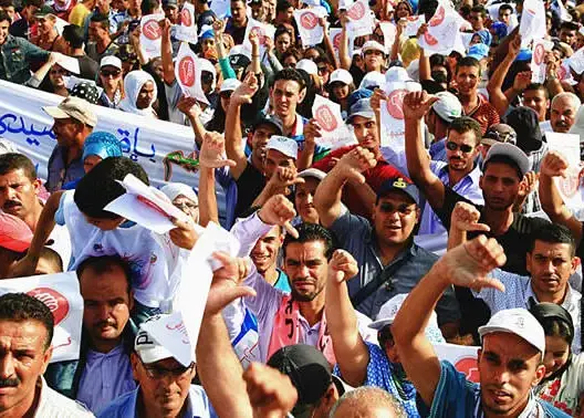 ابن كيران يستدعي المركزيات النقابية قبل موعد المسيرة الوطنية‎