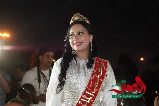 السلاوية زينب الديب التي توجت بلقب ملكة جمال حب الملوك لسنة 2016 (صور)
