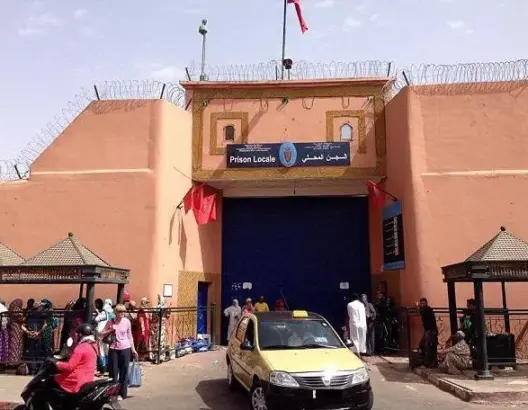 سجناء “بولمهارز” بمراكش يقنعون إسبانياً باعتناق الإسلام
