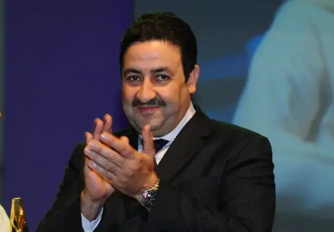 وزير سابق يُهاجم أمريكا ويتهم قياديي أحزاب في الحكومة بمحاباتها