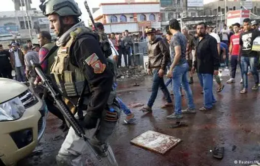 مقتل 18 شخصا على الأقل في تفجيرات في بغداد