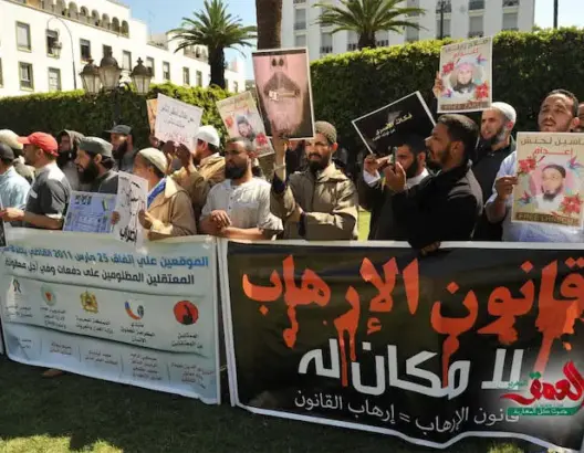 13 سنة على “16 ماي”.. اعتراف ملكي بالتجاوزات وإنصاف جزئي دون مصالحة