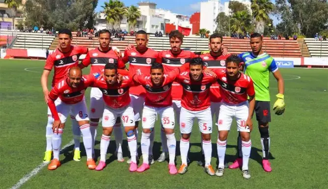 أولمبيك مراكش يلحق بالنادي المكناسي إلى قسم الهواة ووداد فاس ينجو من الهبوط