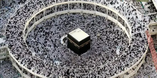 لأول مرة منذ سنوات.. الحرم المكي بلا مطاف