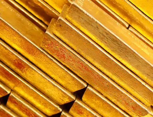 سكان يتجولون فوق الذهب من هم ؟