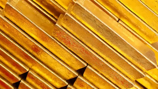 سكان يتجولون فوق الذهب من هم ؟