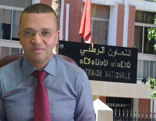 مسؤول يوقع اتفاقية محاربة الفقر مع الكنيسة “دون استشارة أحد”