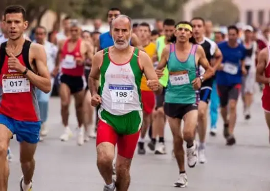 4000 مشارك في السباق على الطريق بفاس