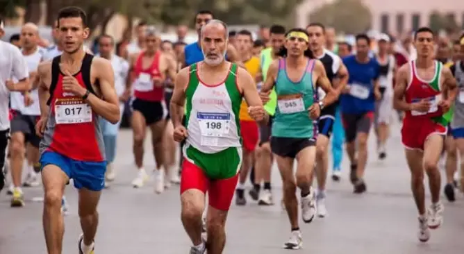 4000 مشارك في السباق على الطريق بفاس