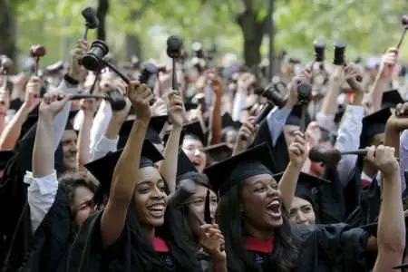 جامعة هارفارد تتخذ إجراءات جديدة للحد من التمييز بين الجنسين