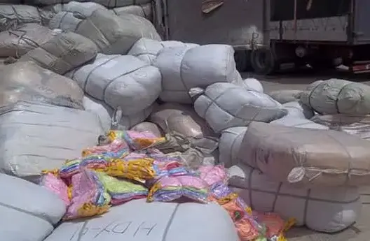 حجز كمية مهمة من السلع المهربة بسطات