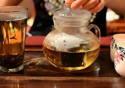 شاي نادر في الصين أغلى من الذهب والألماس